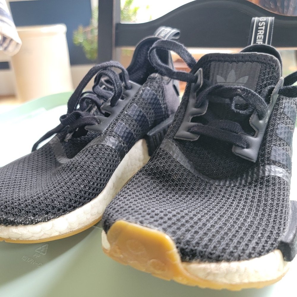 Adidas NMD R1 Core Black/ Core Black Men's size 7.5